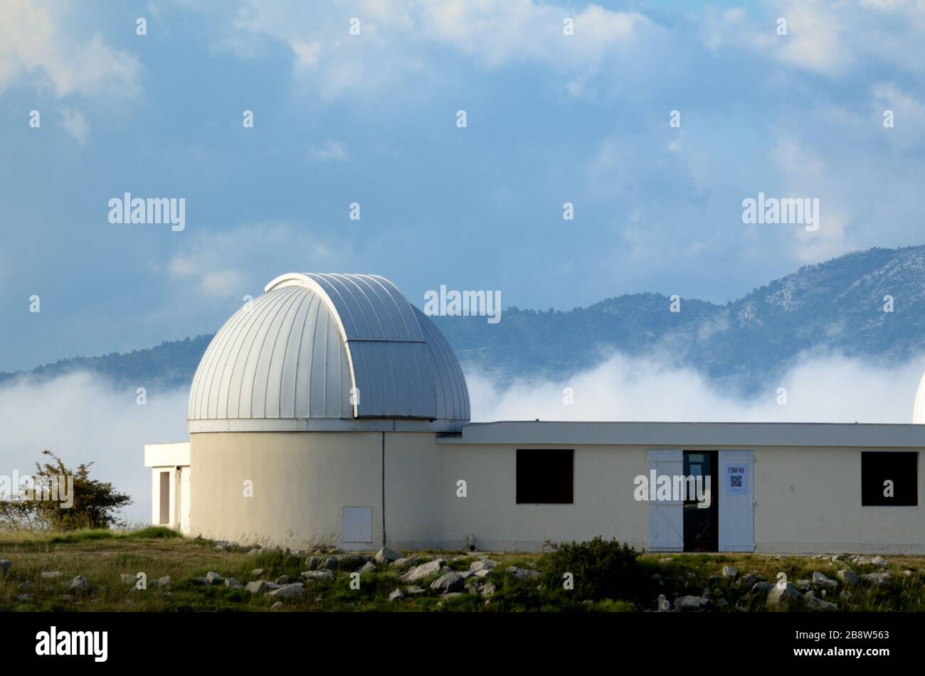 Télescope à l'Observatoire de la Côte d'Azur CERGA plateau de Calern Caussols Alpes-Maritimes France Banque D'Images