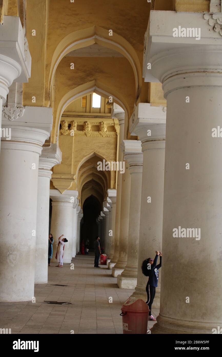 Palais Thirumalai Nayak est un palais du xviie siècle érigé en 1636 Annonce par le roi Tirumala Nayaka, un roi de la dynastie de Madurai Nayaka qui gouverna Madurai. Banque D'Images