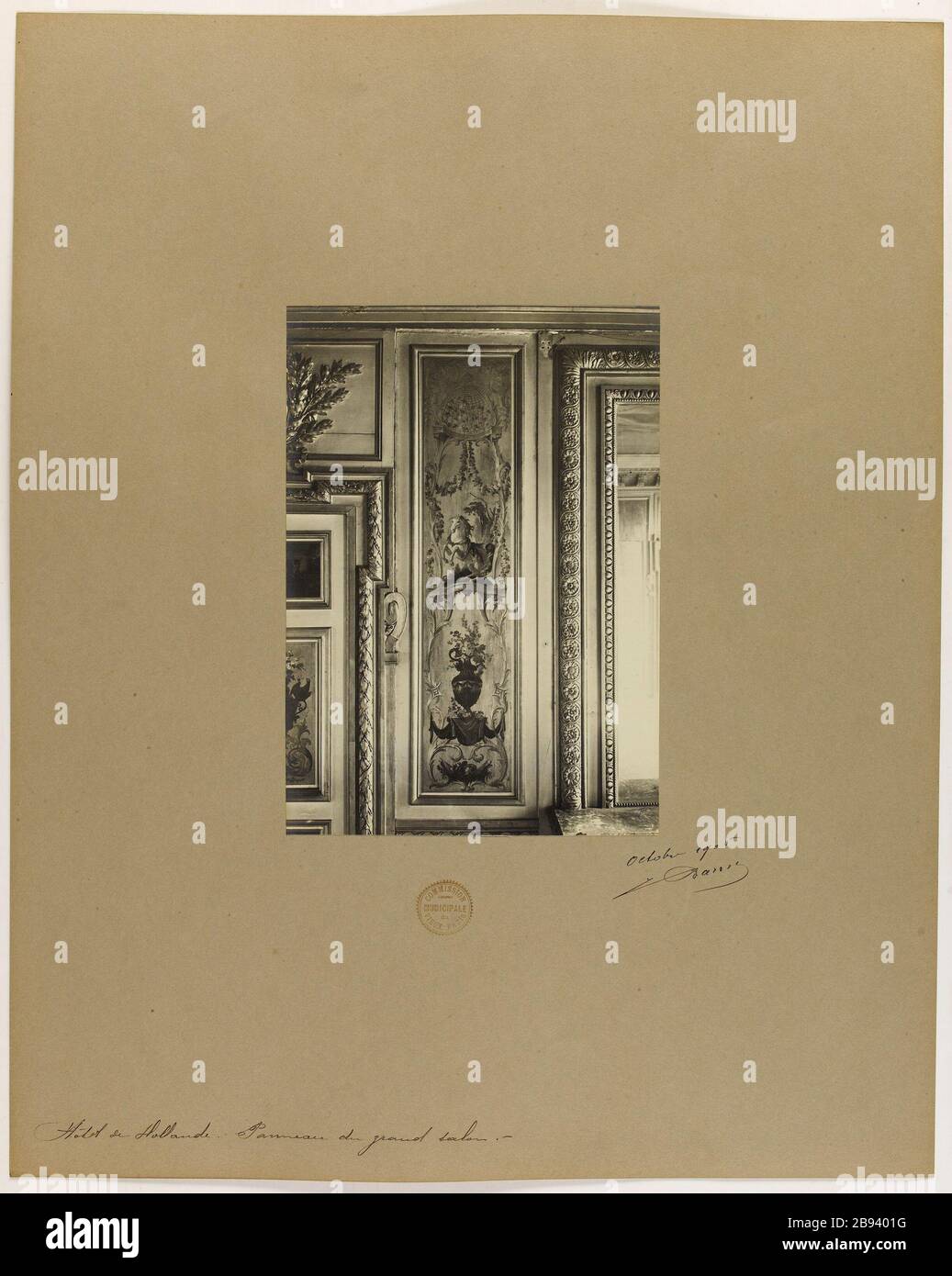 Hôtel Holland -Panel le Grand salon. Vue sur un décor de cheval peint à panneaux, Grand salon de l'Hôtel de Hollande, Paris. Barry, Jean. Hôtel de Hollande -Panneau du Grand salon. 'Vue d'un panneau pinte à la décoration de cheval, Grand salon de l'Hôtel de Hollande, Paris'. Rage au gélatino-bromure d’argent. En 1905-10-1905-10. Paris, musée Carnavalet. Banque D'Images