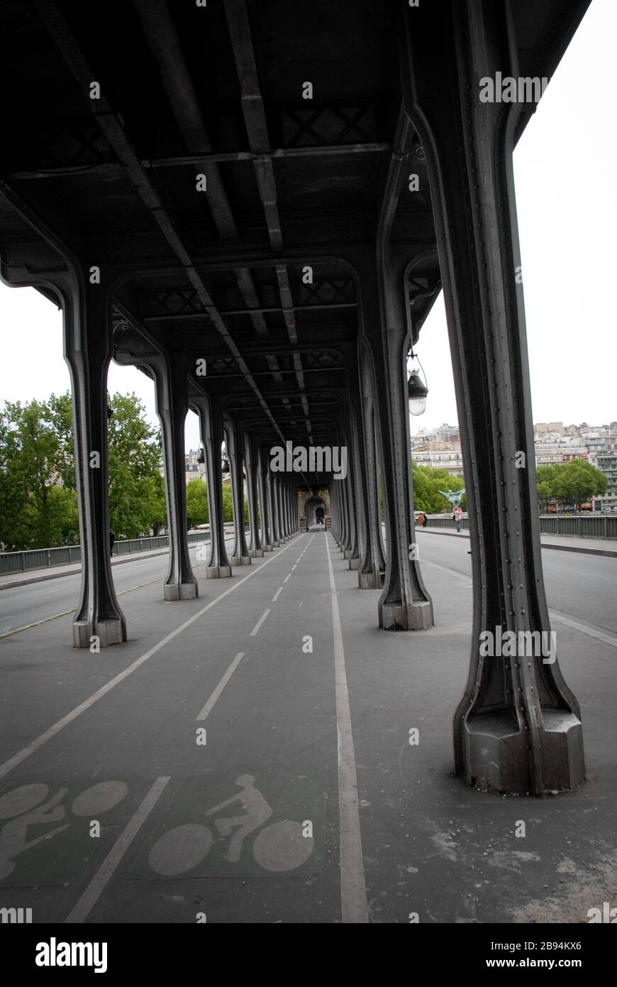 Pont de création à Paris Banque D'Images