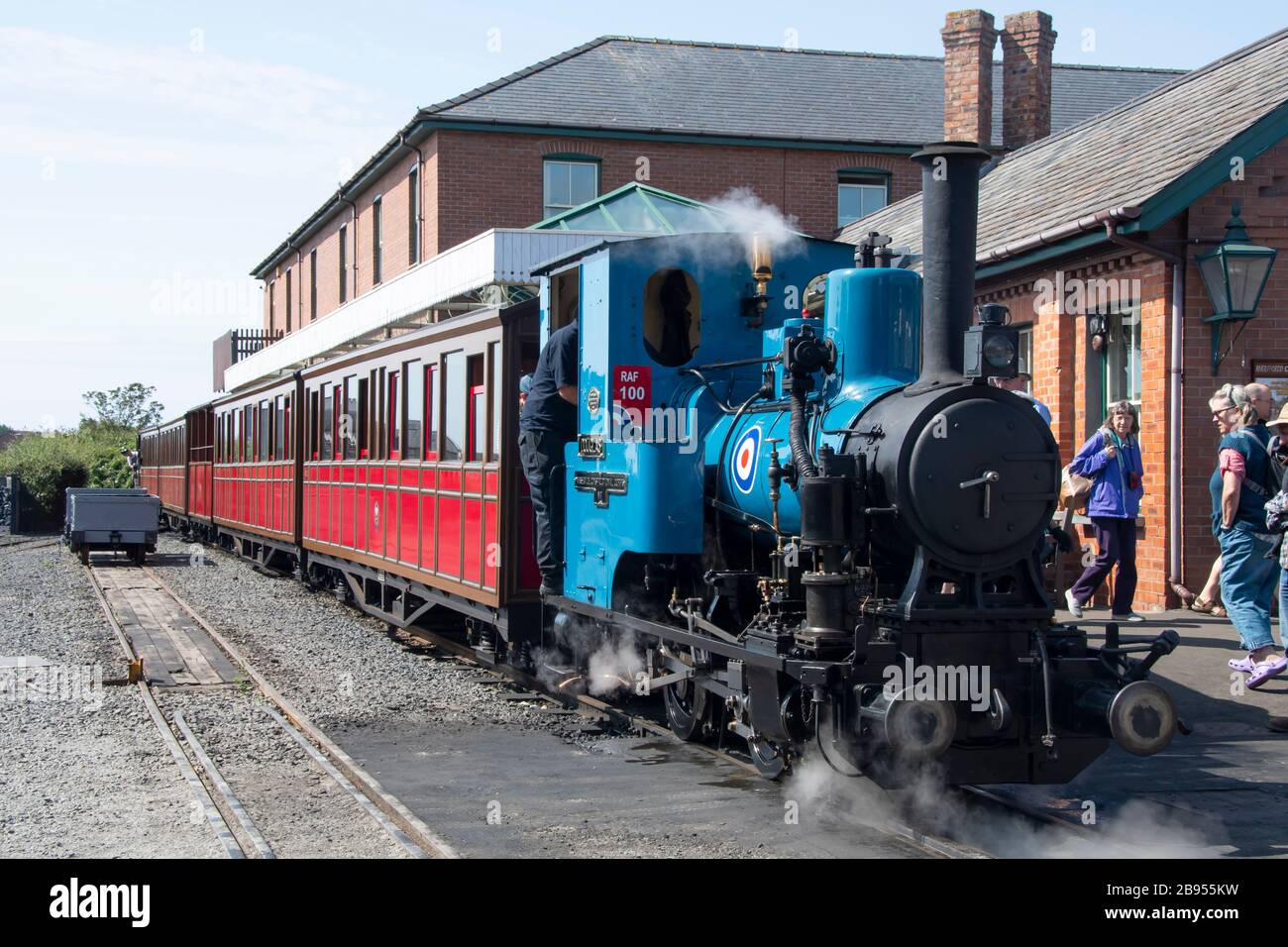 No 6, Douglas, moteur à vapeur 0-4-0WT à Tywyn sur le chemin de fer de Talyllyllyn, Tywyn, (Towyn), Gwynedd, Pays de Galles. Construit en 1918 par Andrew Barclay Ltd. Banque D'Images
