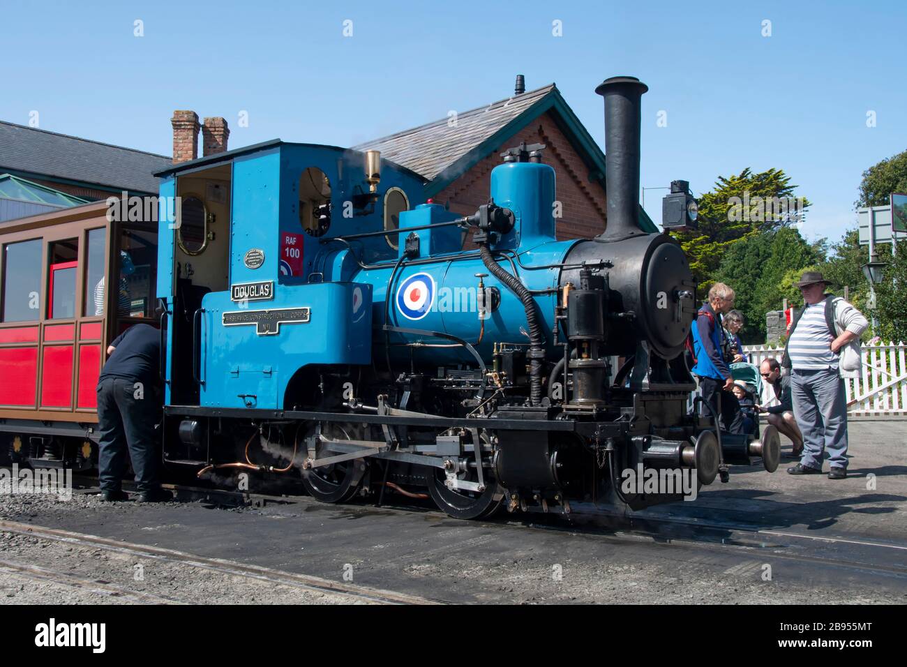 No 6, Douglas, moteur à vapeur 0-4-0WT à Tywyn sur le chemin de fer de Talyllyllyn, Tywyn, (Towyn), Gwynedd, Pays de Galles. Construit en 1918 par Andrew Barclay Ltd. Banque D'Images