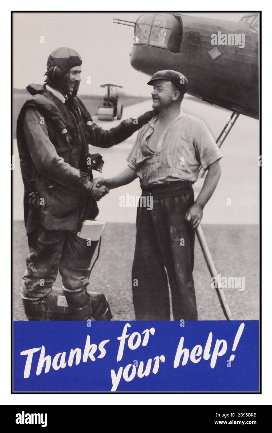 Vintage 1942 WW2 Guerre mondiale II Poster de propagande «Merci de votre aide» Lancaster RAF Pilot Airman se secouant les mains avec un ouvrier de piste d'Airfield, affiche photographique imprimée pour HMSO par Henry Hildesley c. Banque D'Images
