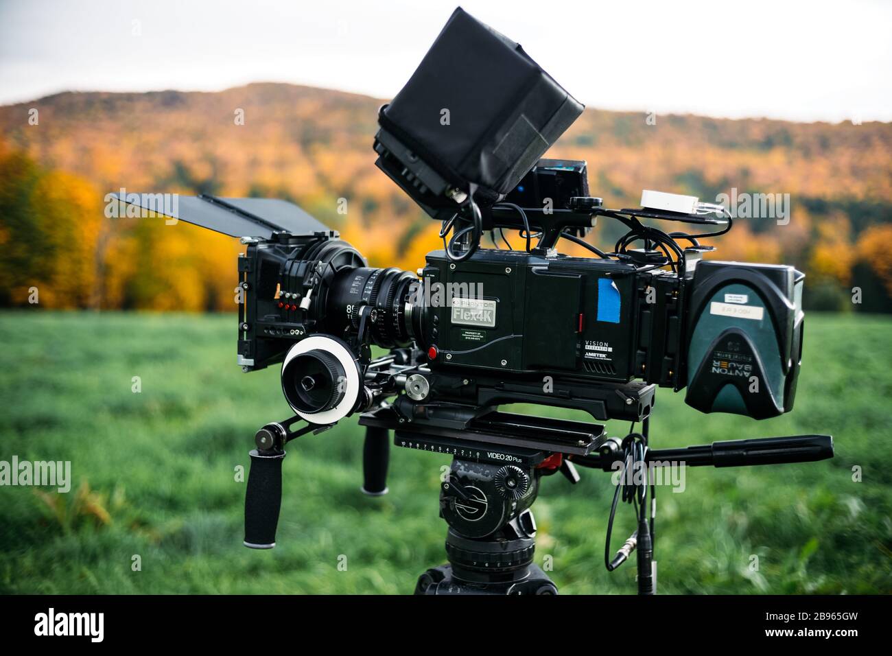 Appareil photo numérique haute vitesse Phantom Flex4k sur place dans le Vermont pendant le feuillage d'automne. Banque D'Images