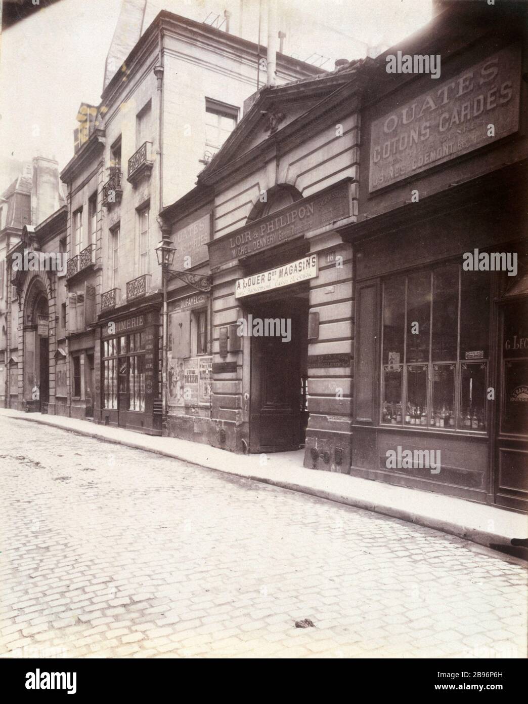 Rue paris 18e siecle Banque de photographies et d’images à haute ...