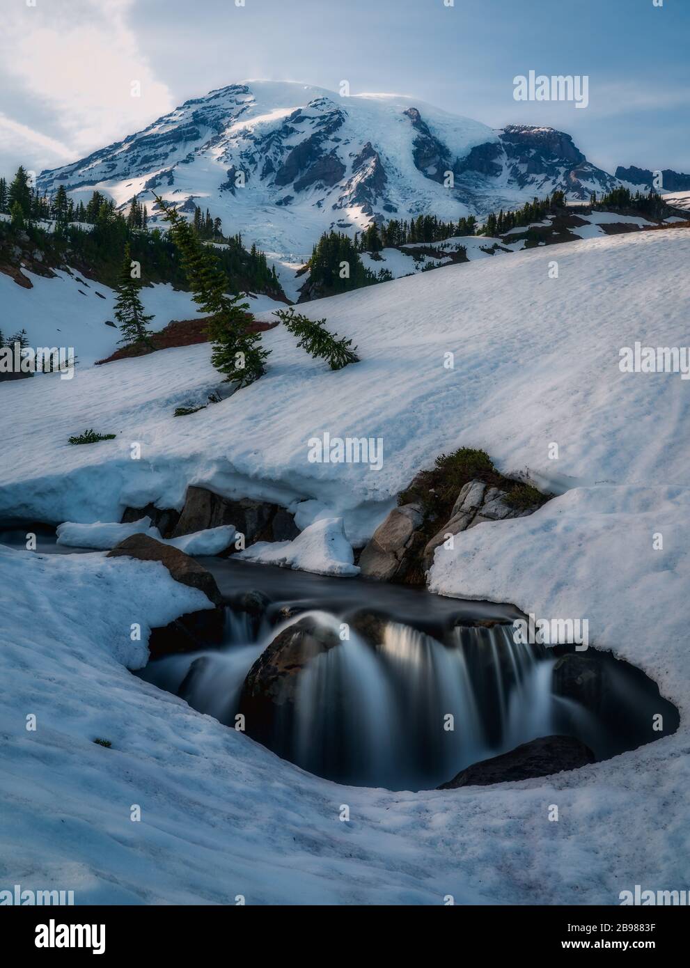Chute d'eau au Mont Rainier Banque D'Images
