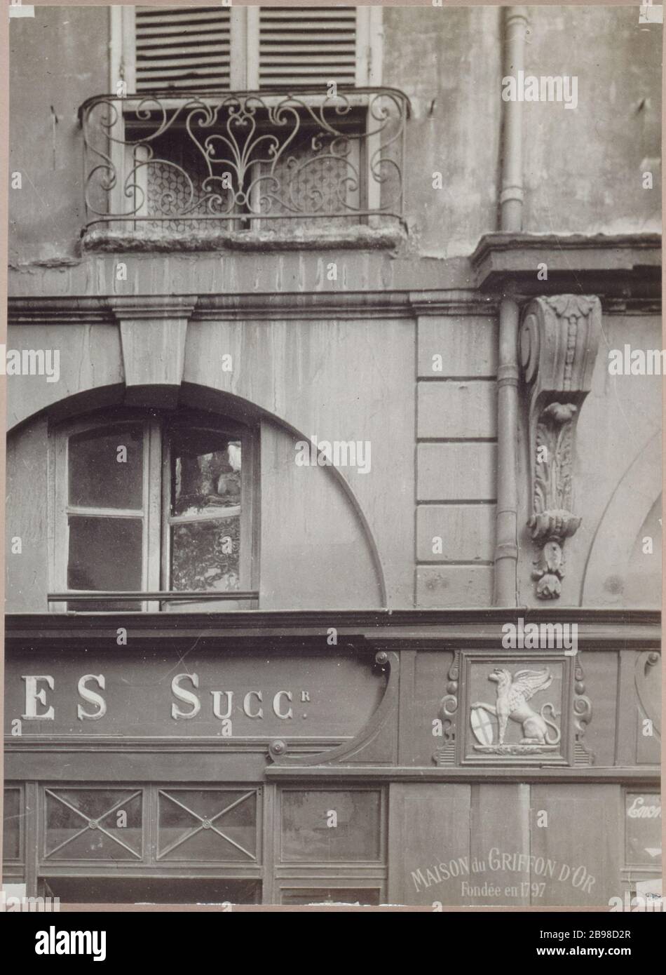 1 RUE DE CONDE - MAISON DU GRIFFON D'OR 1 rue de Condé, Maison du Griffon d'Or, queue de l'enligne. Paris (VIème arr.). Photo de Charles Lansiaux (1855-1939). Paris, musée Carnavalet. Banque D'Images