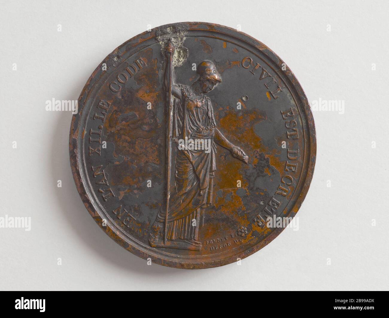 CODE CIVIL, AN XII (1804) Nicolas Brenet (1770-1846). Code civil, an XII (1804). Bronze. 1804. Paris, musée Carnavalet. Banque D'Images