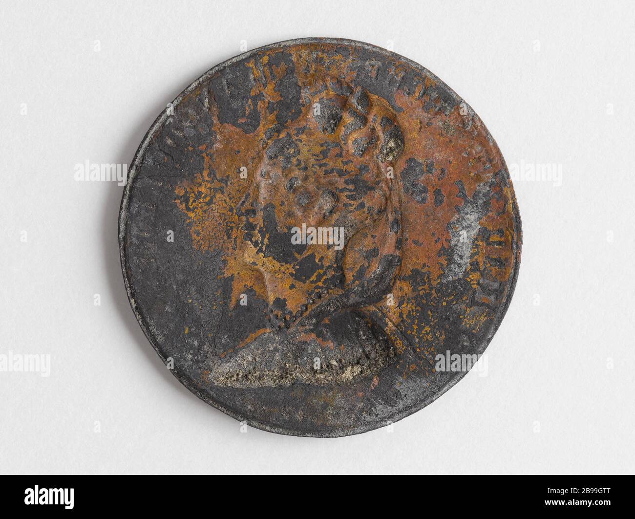 Marie Thérèse Charlotte, duchesse d'Angoulême, nommée Madame Royale (1778-1851) Boileau. 'Marie-Thérèse-Charlotte, duchesse d'Angoulême, dite Madame Royale (1778-1851)'. Cuivre repousé. Paris, musée Carnavalet. Banque D'Images