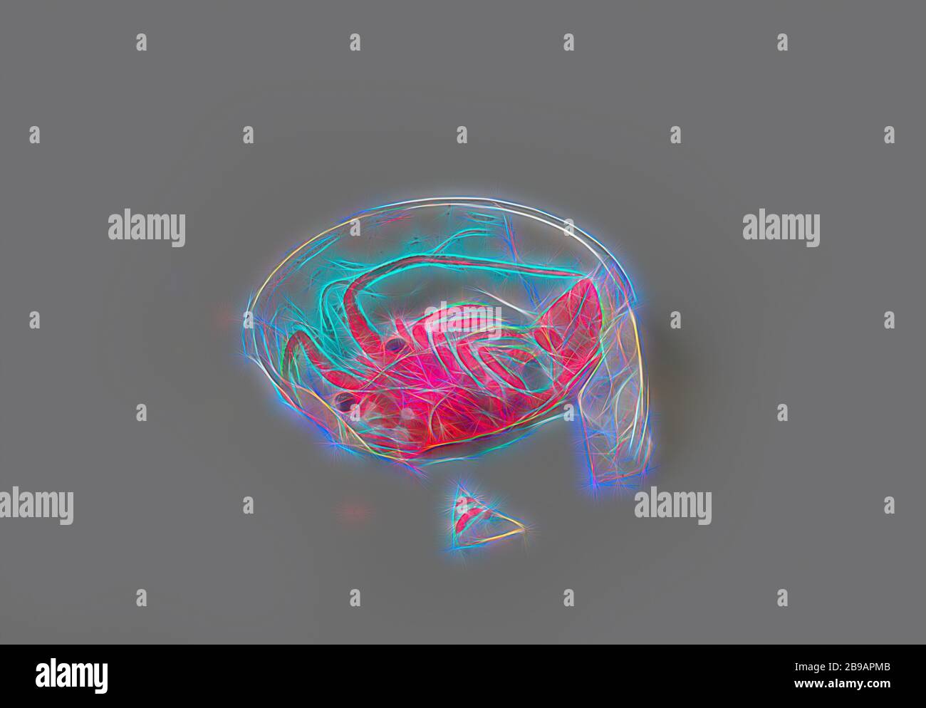 Plat de verre, avec homard de couleur, cassé, cassé. Avec des éclats lâches., anonyme, c. 1400 - c. 1950, verre, d 8.5 cm, repensé par Gibon, design de lumière chaude et gaie, rayonnant de lumière et de rayonnement. L'art classique réinventé avec une touche moderne. Photographie inspirée par le futurisme, embrassant l'énergie dynamique de la technologie moderne, le mouvement, la vitesse et révolutionnez la culture. Banque D'Images