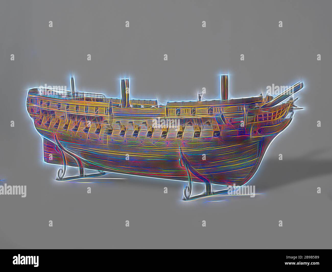 Le modèle de 84 canons de la ligne de bateau modèle Neptune d'un 84 canons, vaisseau de ligne de modèle de treillis de la coque, coupés en longueur. Le modèle est entièrement tiré et extrêmement détaillée. Soixante-six canons et caronades ont été préservés, le modèle est doté de quatre-vingt-six sabords répartis sur trois ponts. Cinq niveaux : pont vache avec localement des niveaux inférieurs, pont inférieur, intermédiaire, pont boîte fermée et la moitié avec fosse recouverte, la campagne avec deux ovales roses, tout à coup avec portes, escaliers, placards, cages, etc. La figure de proue est un homme couronné (Neptune), le galion est décorée avec des attributs d'une mer Banque D'Images