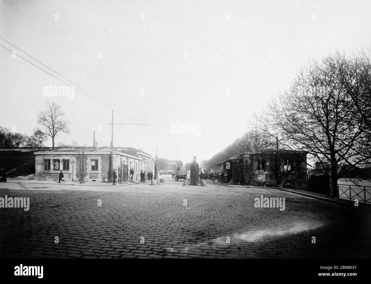 PORTE BERCY porte de Bercy (enceinte de 1841). Paris, XIIème arr. Paris, musée Carnavalet. Banque D'Images
