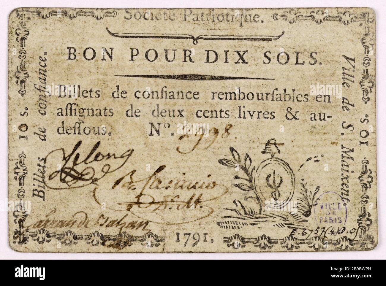 Bien trois étages, Caisse patriotique Saint-Maixent, no 2998, 1791. Anonyme. Bon de trois sols, Caisse patriotique de Saint-Maixent, N° 2998, 1791. Typographie, Encre brune, sur carton. Paris, musée Carnavalet. Banque D'Images
