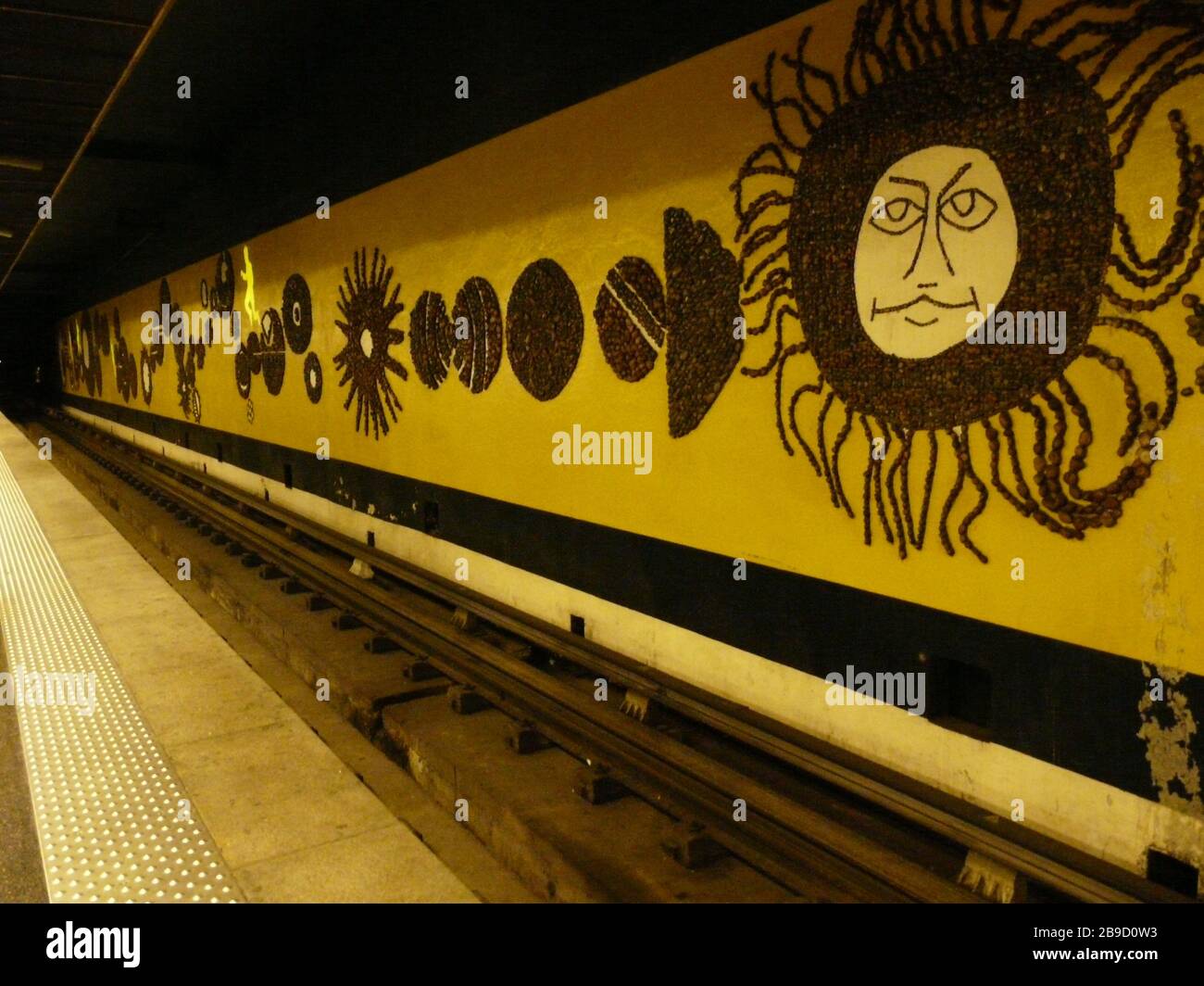 Décor coloré et amusant dans le métro de Mexico Banque D'Images