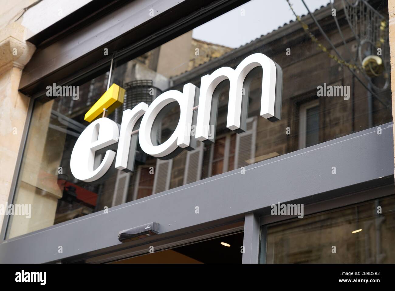 Bordeaux , Aquitaine / France - 10 28 2019 : Boutique de marque française  Eram est spécialisée dans les vêtements pour chaussures Photo Stock - Alamy