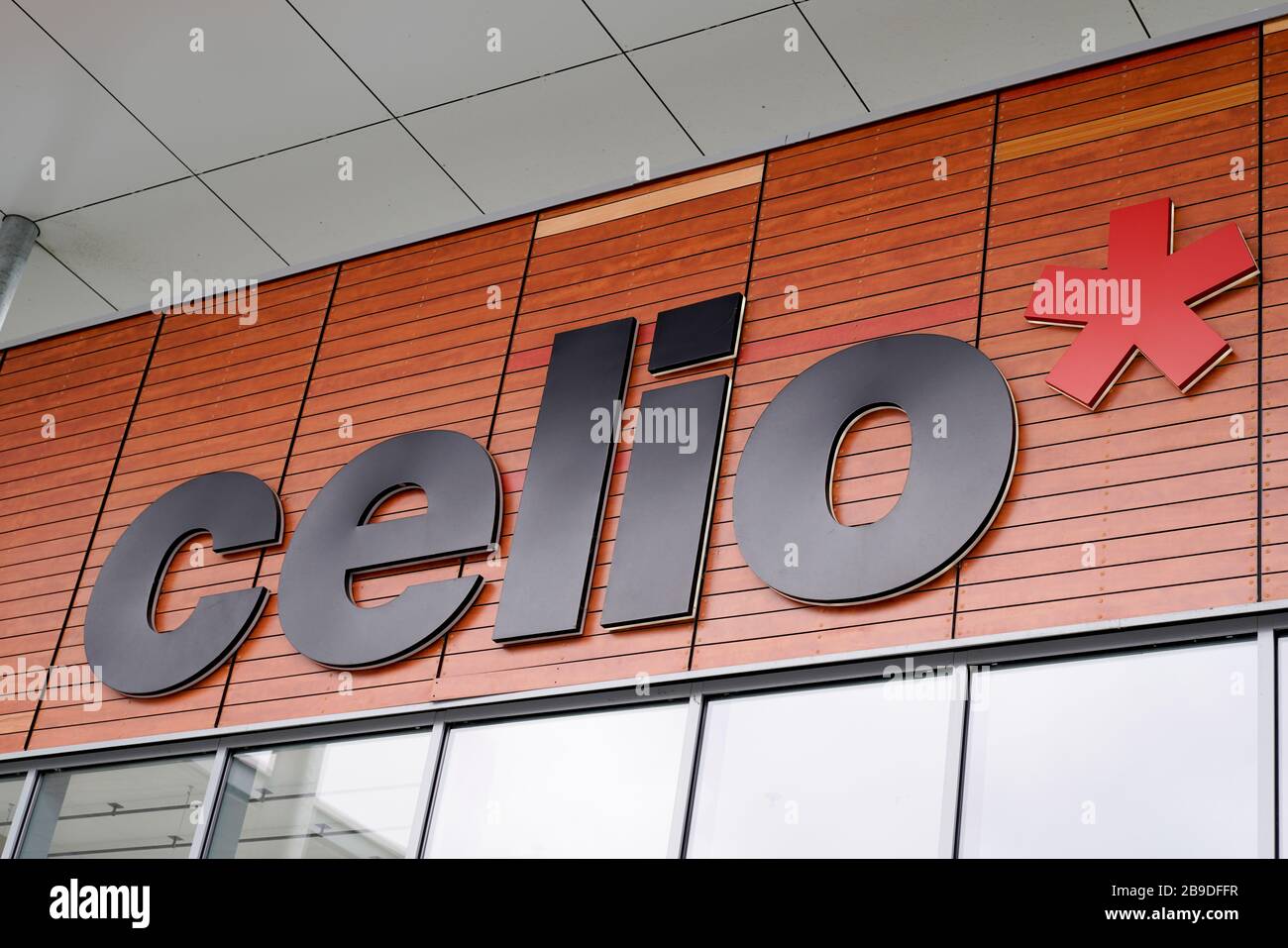 Bordeaux , Aquitaine / France - 02 21 2020 : celio signe logo marque boutique hommes mode Banque D'Images