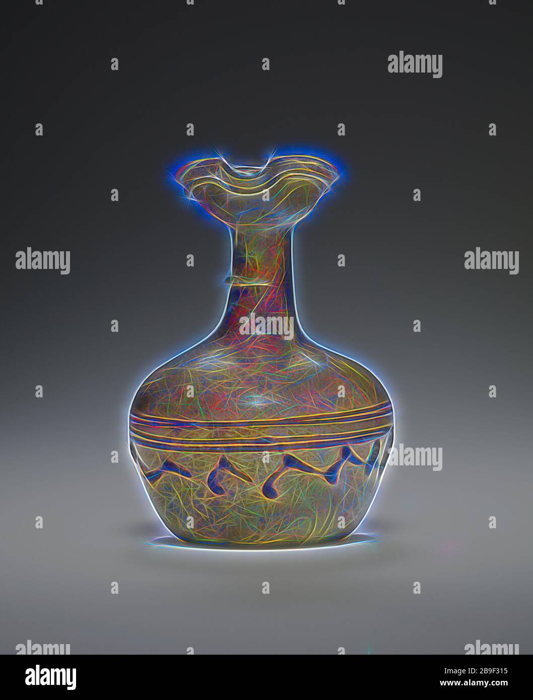 Oinochoe vert jaunâtre avec sentiers bleus, Empire romain, 3ème - 4ème siècle, verre, 11 x 7.5 cm (4 5,16 x 2 15,16 po, repensé par Gibon, design de glanissement chaleureux et joyeux de la luminosité et des rayons de lumière. L'art classique réinventé avec une touche moderne. La photographie inspirée du futurisme, qui embrasse l'énergie dynamique de la technologie moderne, du mouvement, de la vitesse et révolutionne la culture. Banque D'Images Oinochoe vert jaunâtre avec sentiers bleus, Empire romain, 3ème - 4ème siècle, verre, 11 x 7.5 cm (4 5,16 x 2 15,16 po, repensé par Gibon, design de glanissement chaleureux et joyeux de la luminosité et des rayons de lumière. L'art classique réinventé avec une touche moderne. La photographie inspirée du futurisme, qui embrasse l'énergie dynamique de la technologie moderne, du mouvement, de la vitesse et révolutionne la culture. Banque D'Images