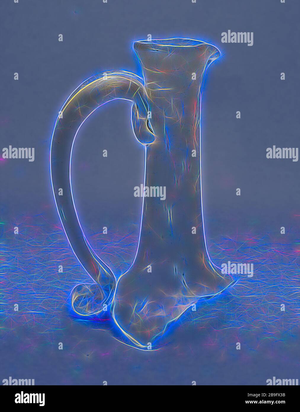 Fragment d'épaules, cou, bouche, bec verseur et poignée de bouteille versante, porte-bouteille sol trouver verre, soufflé libre et forme application verre Fragment des épaules bouche de cou verser clip et poignée de verser bouteille dans verre incolore clair. Accrochant les épaules au cou rajeuni (2,5 - 1,7 cm) s'étendant jusqu'à la bouche et verser la lèvre (dm 2,5 cm). La poignée de l'ensemble du cou se déforme vers le bas et est fixée aux épaules avec une voûte courbe vers le haut de la voûte plantaire. Archéologie Nieuwehaven Rotterdam Centre Ville Stadsdriehoek recherche archéologique dans le sol Nieuwe Haven 1979-1980 Banque D'Images