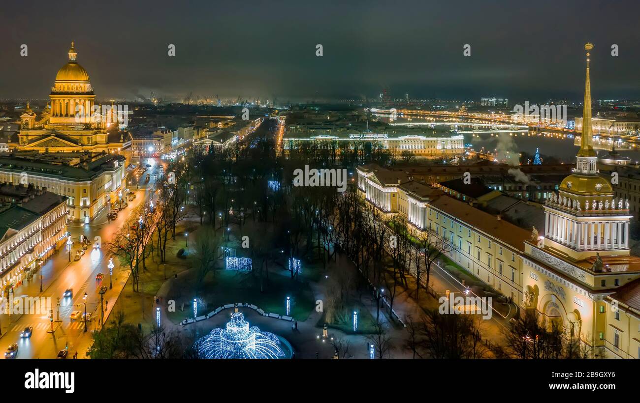 Vue aérienne sur le bâtiment de l'Amirauté, Saint-Pétersbourg, Russie Banque D'Images