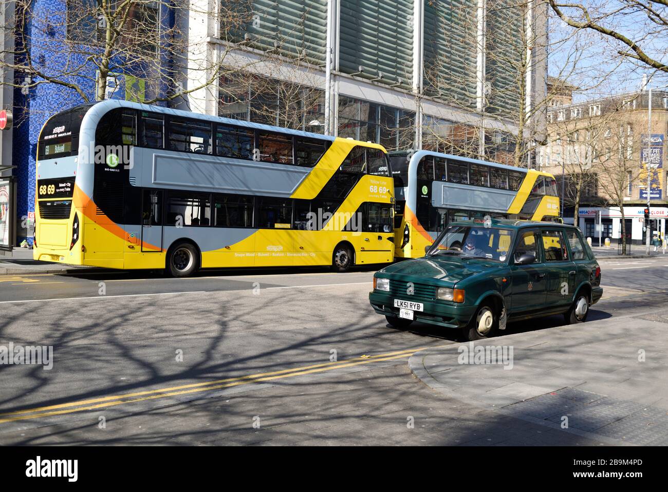 Nottingham, Royaume-Uni. 24 mars 2020. De nouvelles mesures gouvernementales pour dire au public de rester chez lui pendant au moins trois semaines pour aider à lutter contre la propagation du coronavirus. Rues vides centre ville de Nottingham. Crédit : Ian Francis/Alay Live News Banque D'Images