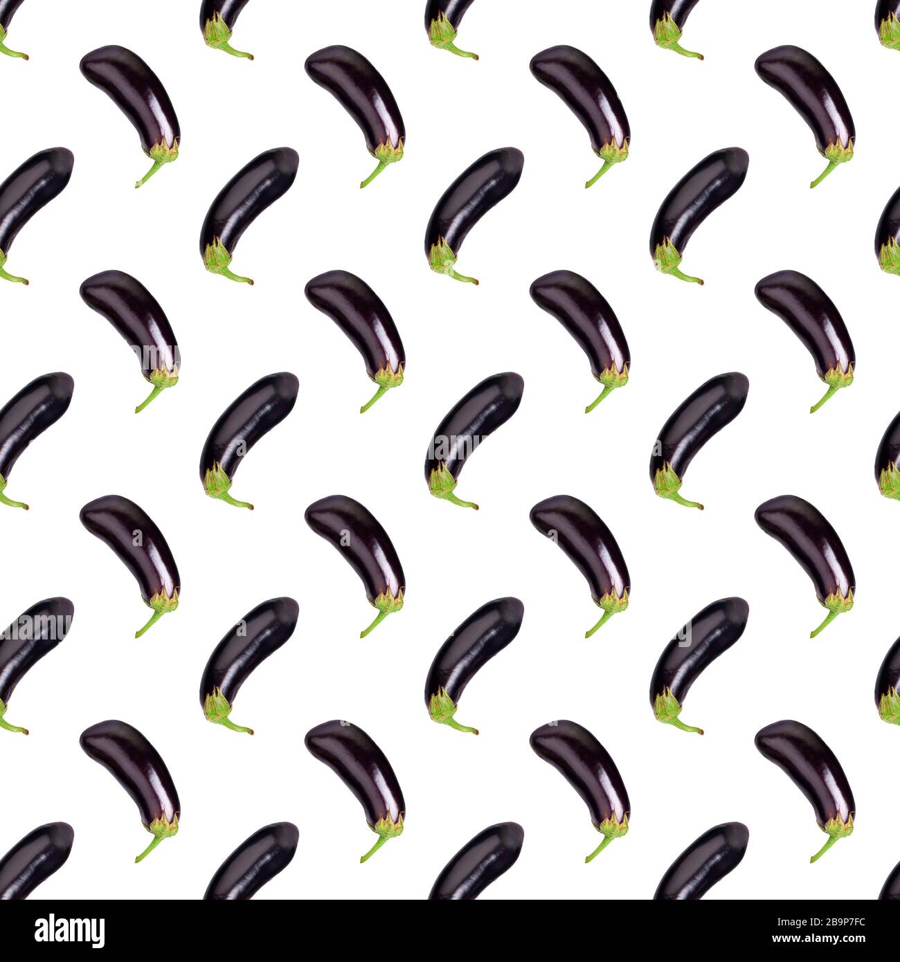 Aubergines à motif transparent sur fond blanc isolées gros plan, ornement répété de brinjal, papier peint aubergine, texture de légumes frais, imprimé Banque D'Images