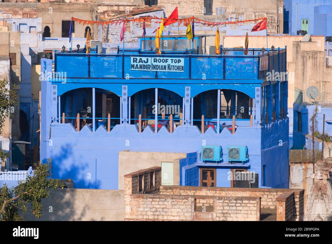 Raj Mandir toit cuisine indienne Blue City Jodhpur Rajasthan Inde Banque D'Images