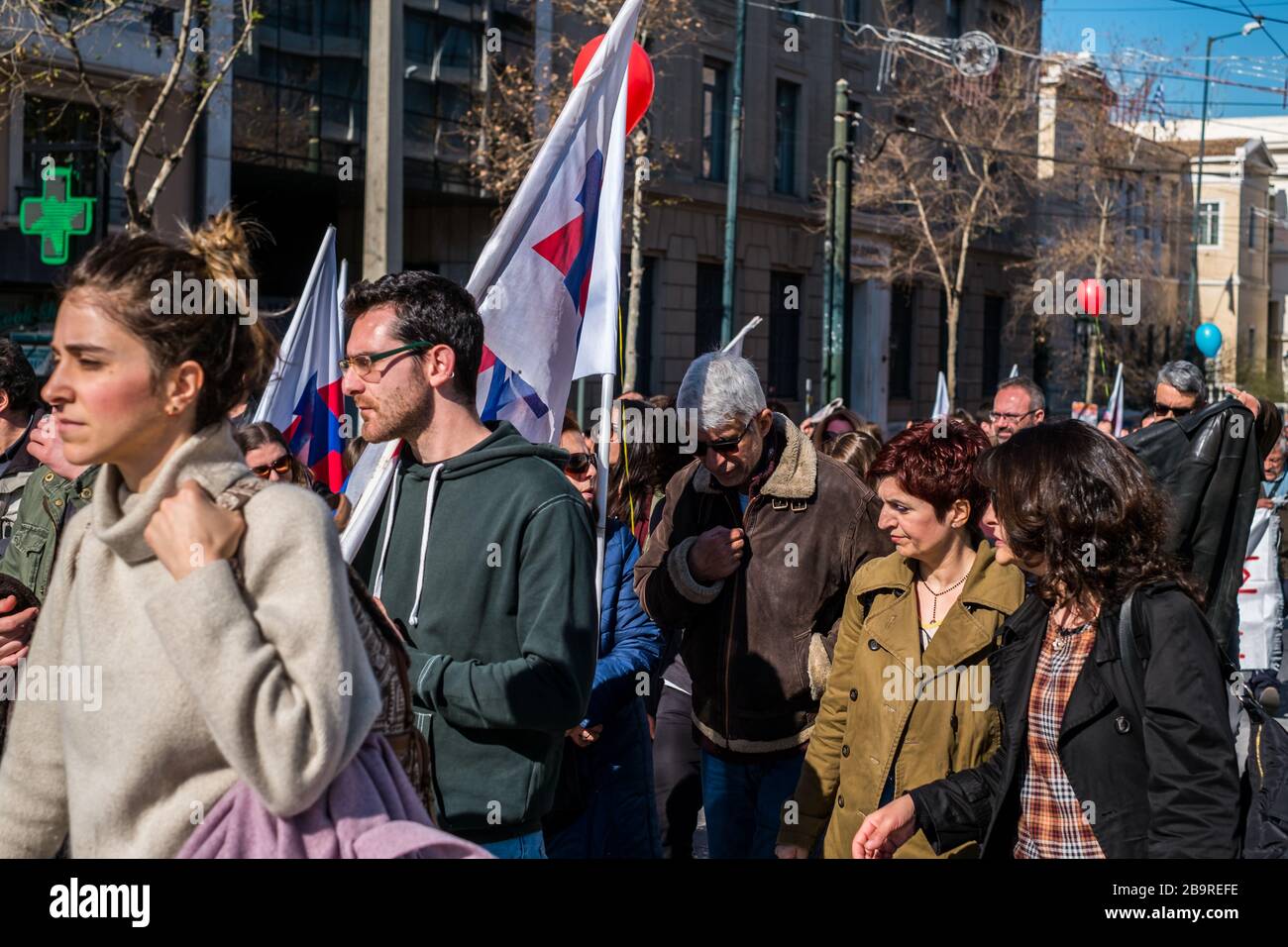 Ville d'Athènes, Grèce - 18 février 2020. Les travailleurs du secteur public de la ville d'Athènes ont organisé une nouvelle grève pour protester contre les gouvernmen conservateurs Banque D'Images