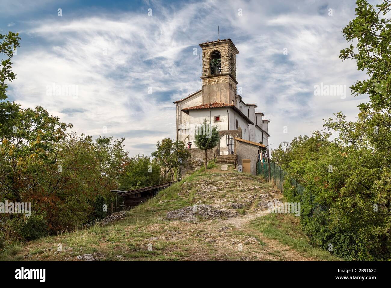 Chapelle de la Madonna della Ceriola sur l'île de Monte Isola. Italie Banque D'Images