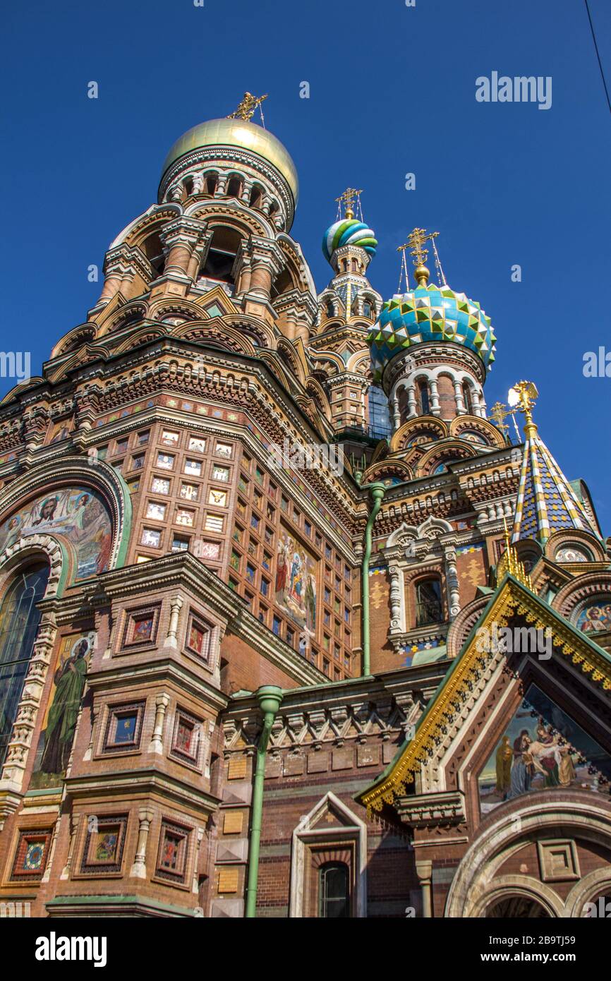 Église du Sauveur sur le sang renversé. Situé à côté du canal de Griboïedov à Saint-Pétersbourg, Russie Banque D'Images