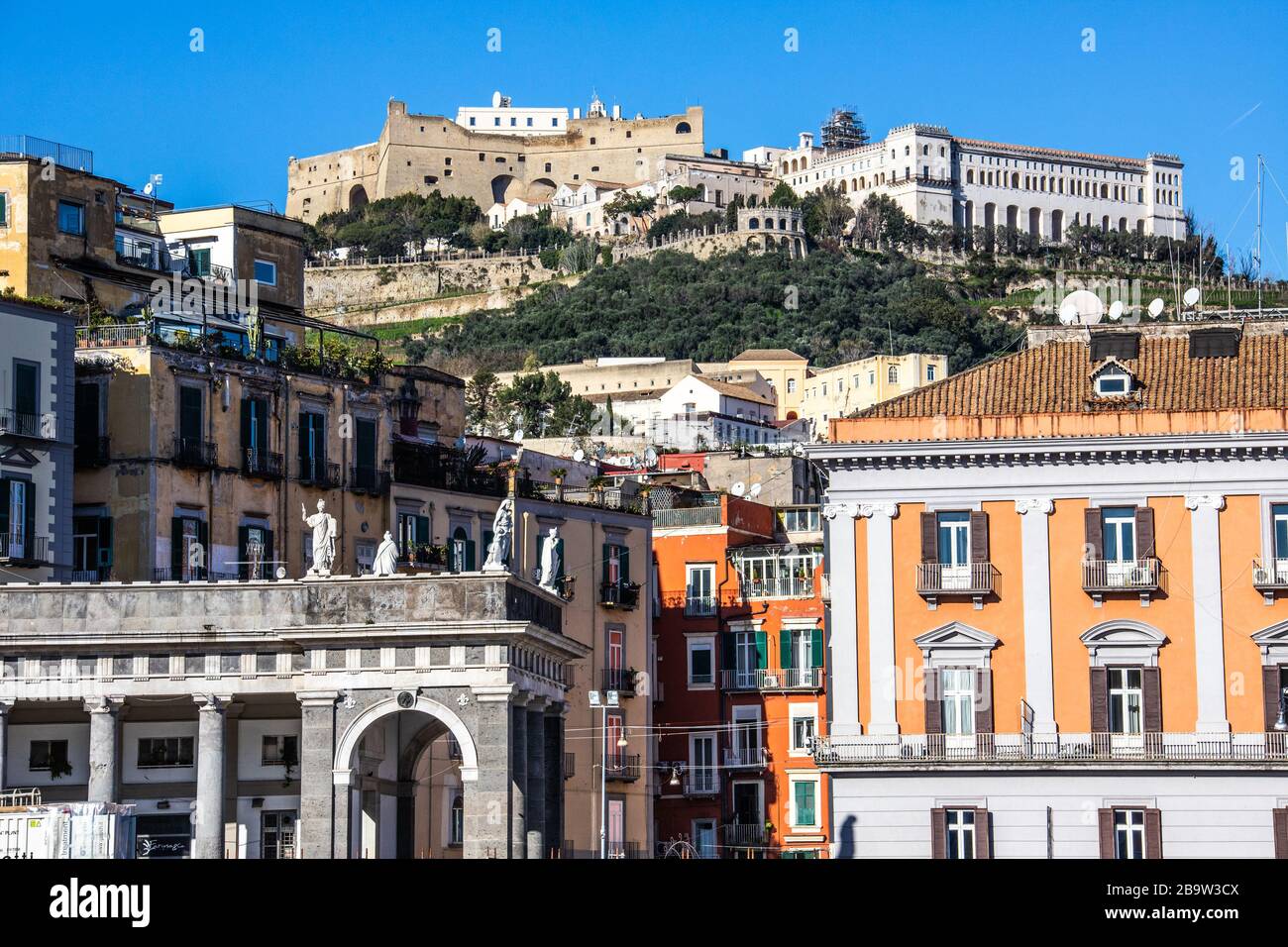Certosa e museo di San Martino et Castel Sant'Elmo, Naples, Italie Banque D'Images