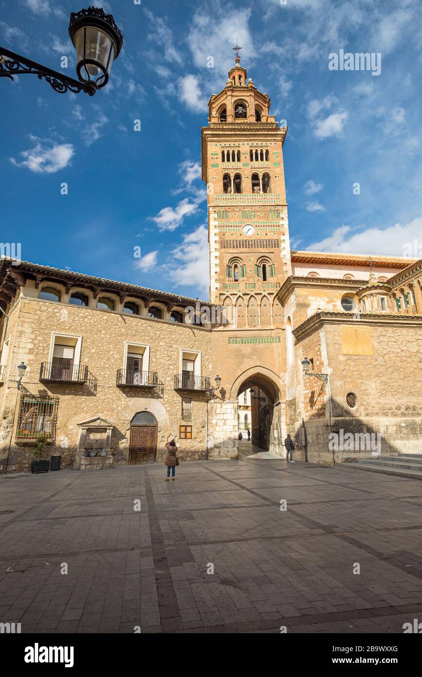 Route de la cathédrale Teruel, Aragon, Espagne Banque D'Images