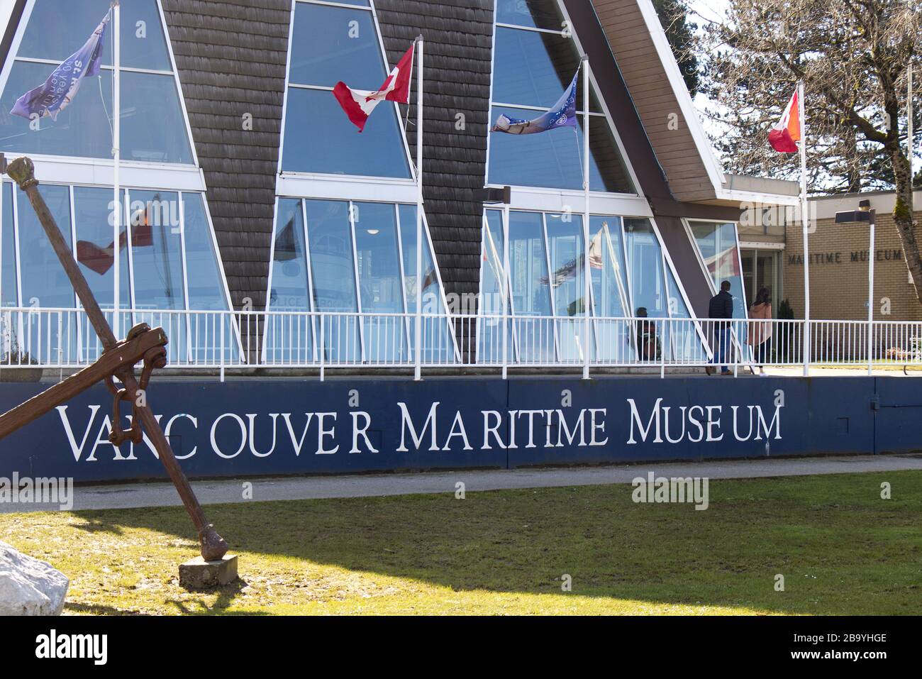 Vancouver, Canada - 29 février 2020 : vue sur l'entrée du musée maritime de Vancouver dans le parc Hadden Banque D'Images