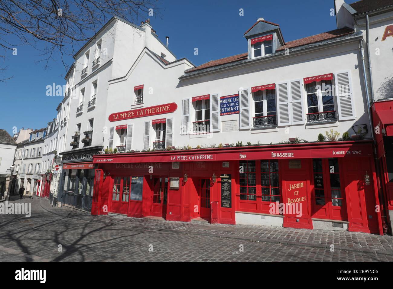 UN MAINTIEN PARISIEN À MONTMARTRE Banque D'Images