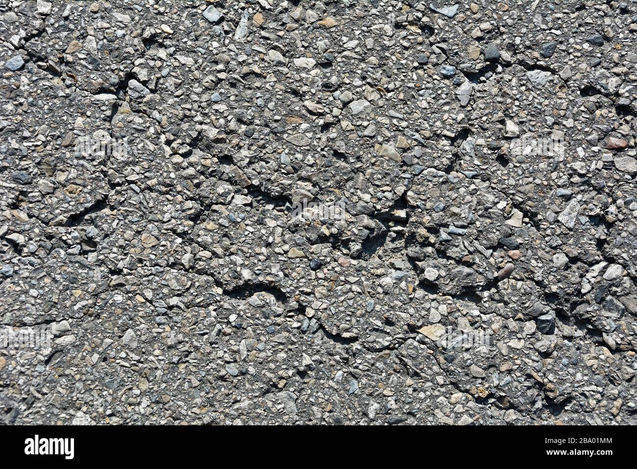 Surface d'une ancienne route d'asphalte Banque D'Images