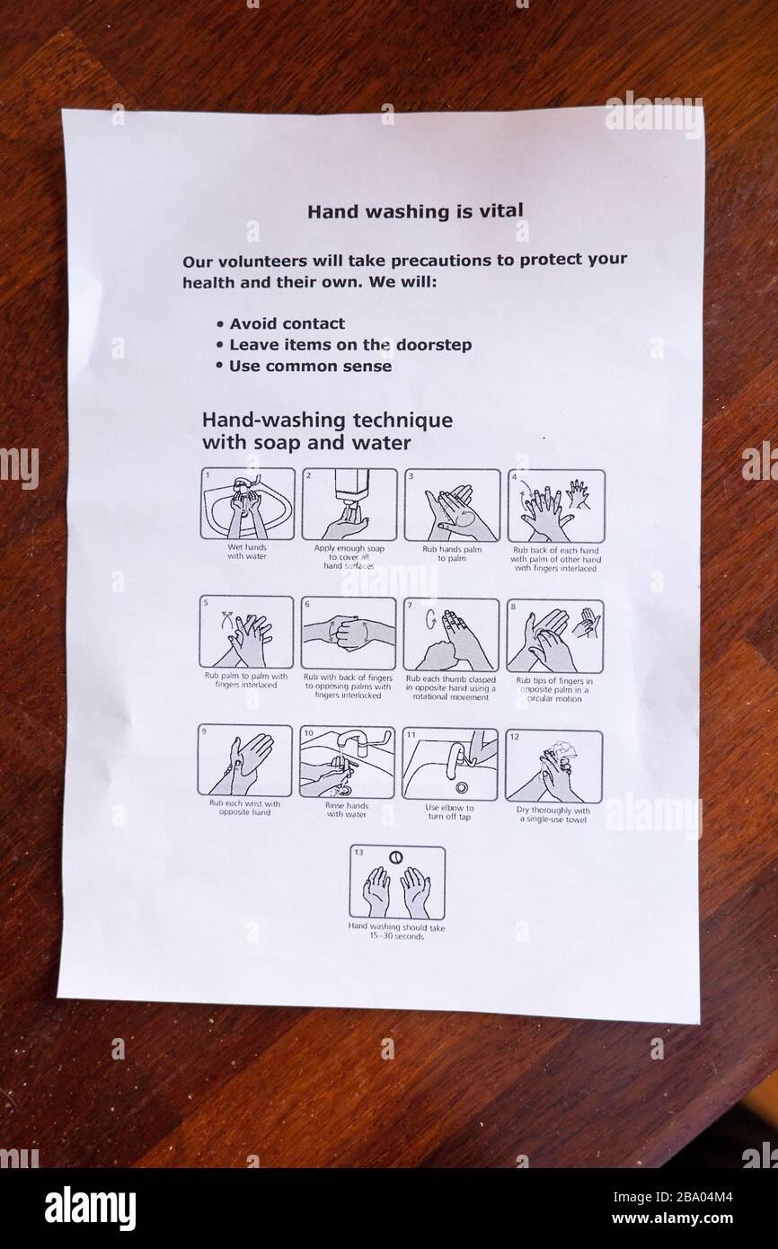 West Norwood, Angleterre, Royaume-Uni. 25 mars 2020. Un dépliant de l'A5 fournissant des techniques de lavage des mains et des conseils pendant la pandémie de coronavirus. Les prospectus l'ont Banque D'Images