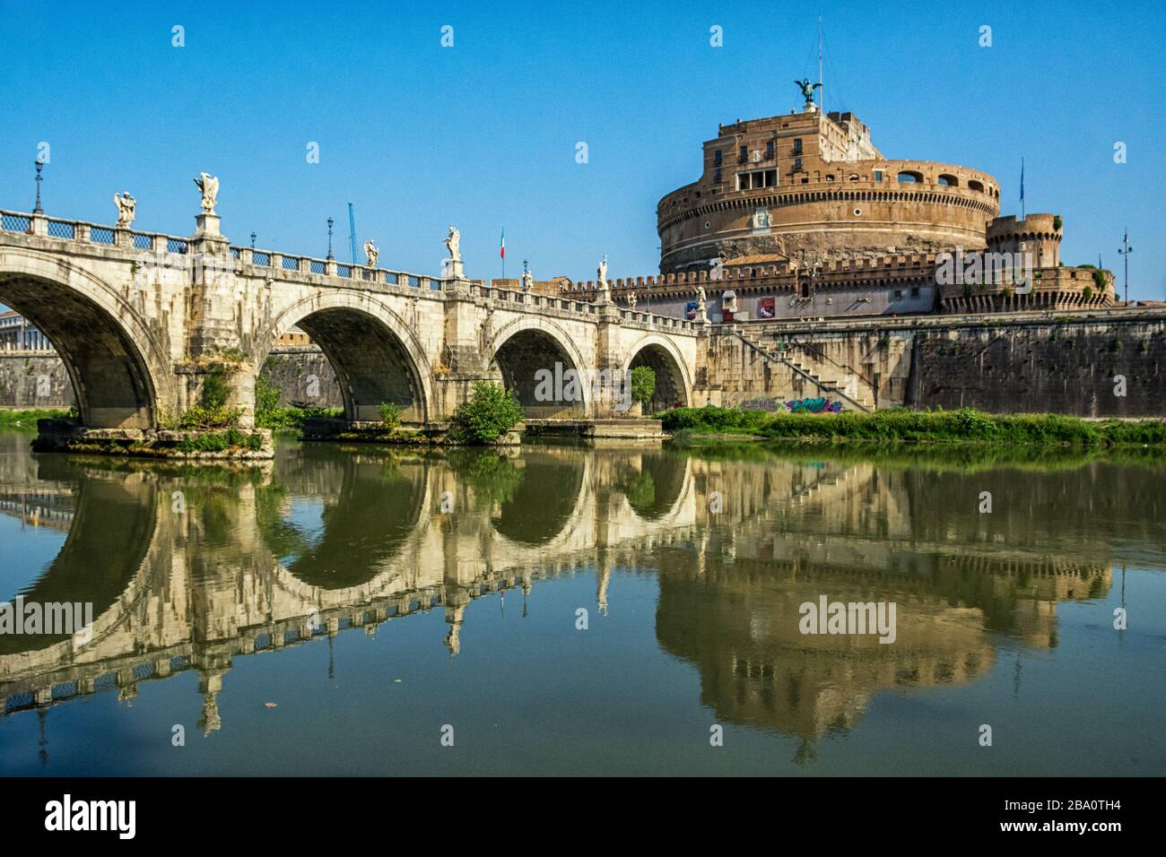 Castel Sant'Angelo sur le Tibre à Rome Banque D'Images