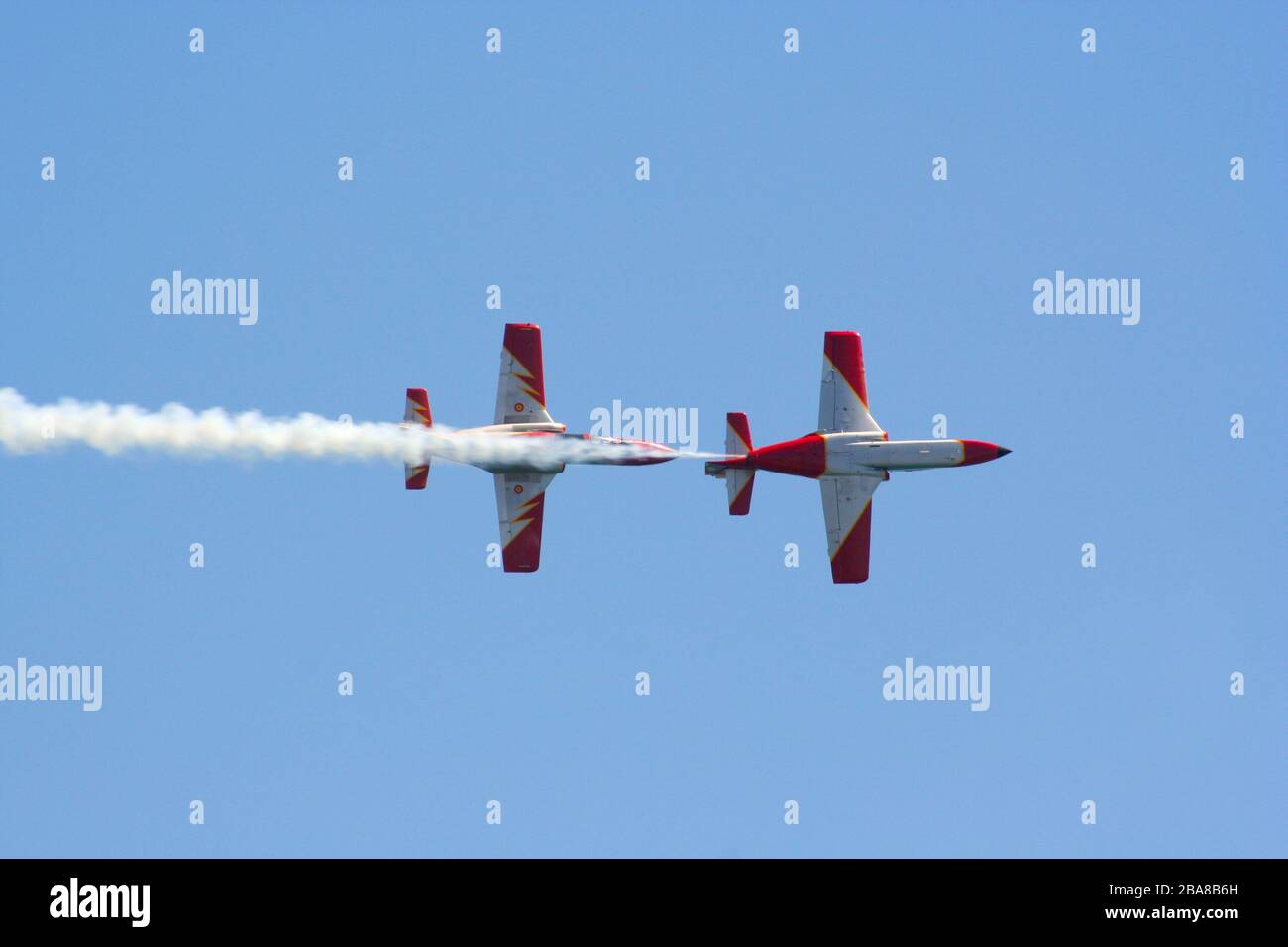 Série 145 de 165 Santander Espagne Mai 30 2009 Journée des forces armées Patroulla Aguila exposition de l'équipe Aerobatic Banque D'Images