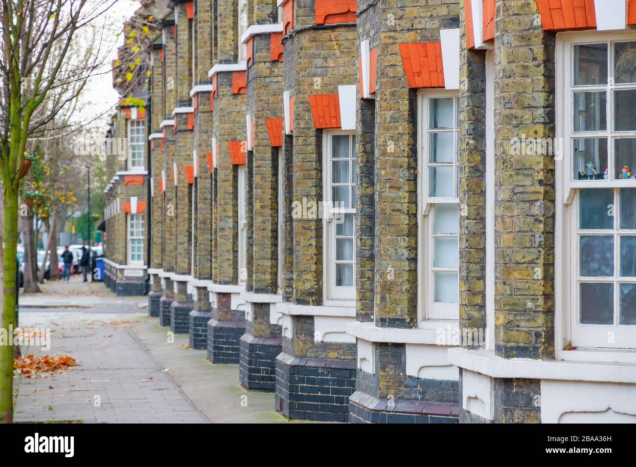 Maisons en terrasses anglaises traditionnelles à Londres, au Royaume-Uni Banque D'Images