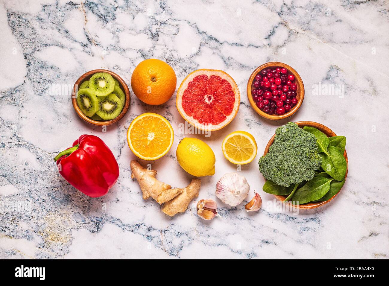 Aliments qui stimulent le système immunitaire, vue de dessus. Banque D'Images