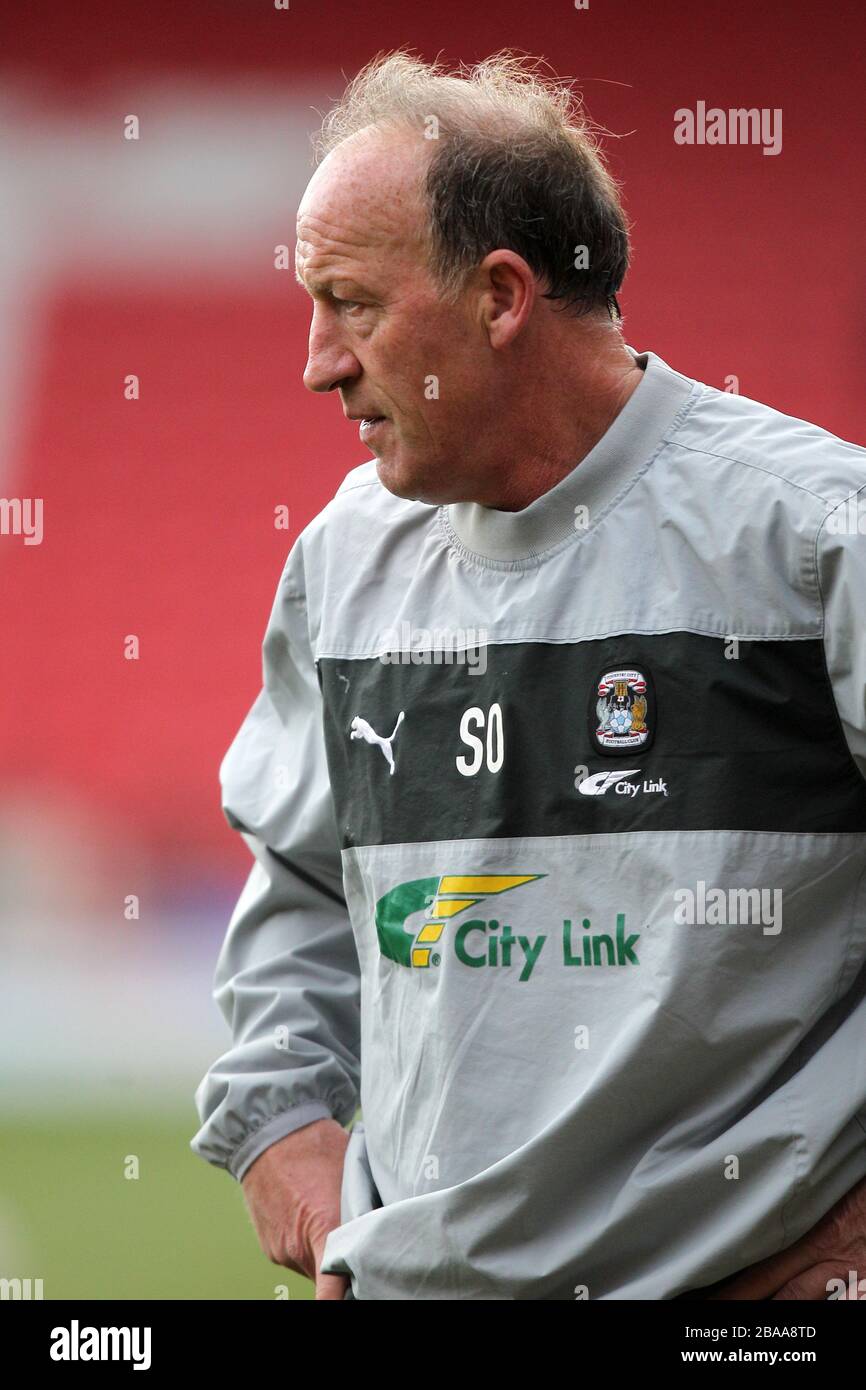 Steve Ogrizovic, Coventry City gardien coach Banque D'Images