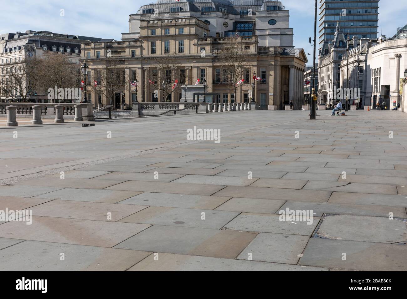 Londres - Angleterre - Trafalgar Square - 21032020 - les rues vides alors que le virus Corona frappe Londres forçant de nombreuses entreprises à fermer ou à fournir un service réduit - Photographe : Brian Duffy Banque D'Images
