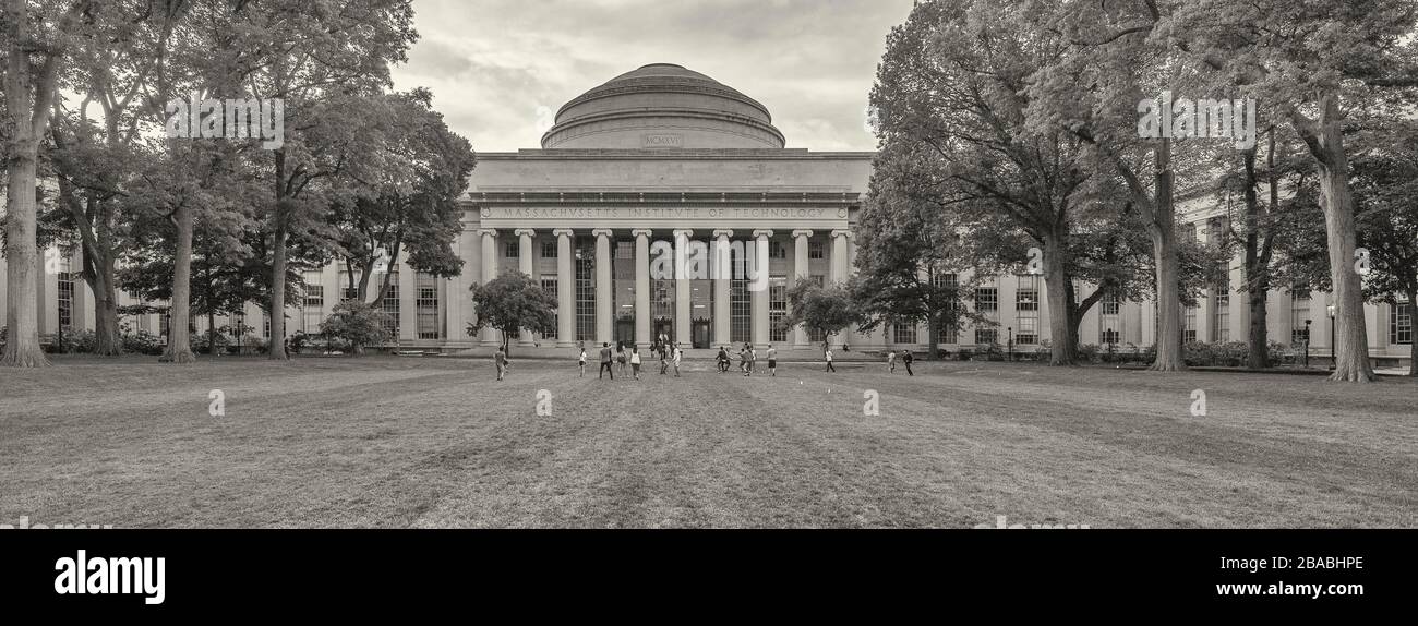 Vue sur le Massachusetts Institute of Technology, Cambridge, Massachusetts, États-Unis Banque D'Images