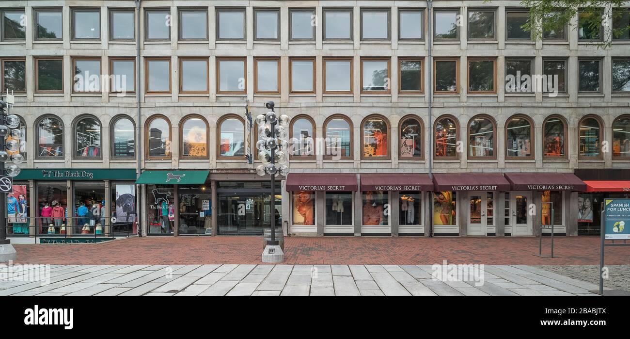 Vue de face de South Market, Boston, Massachusetts, États-Unis Banque D'Images