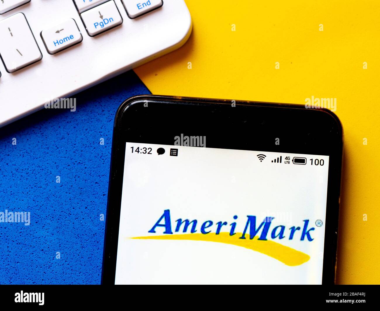 27 mars 2020, Ukraine: Dans cette illustration photo AmeriMark Direct Mail order logo vu sur un smartphone. (Image de crédit : © Igor Golovniov/SOPA Images via ZUMA Wire) Banque D'Images