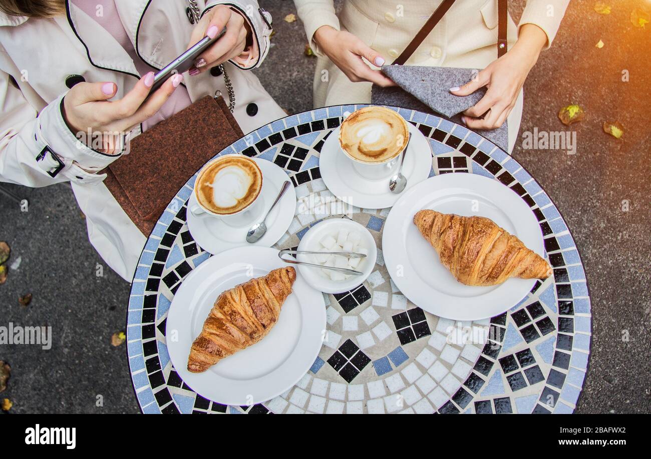 rencontre avec belles femmes