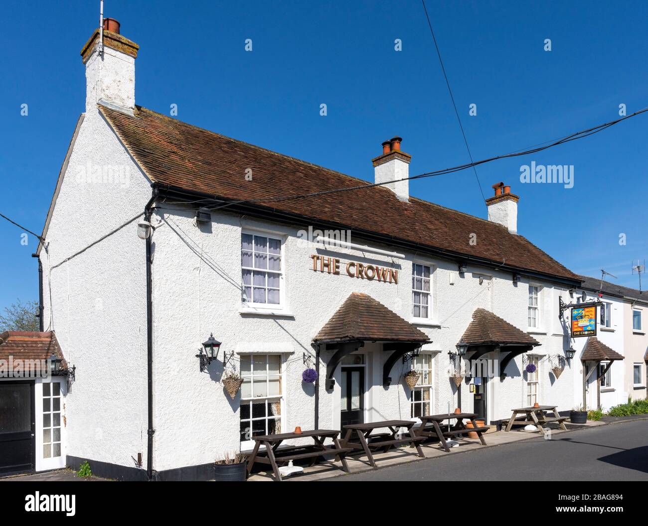 The Crown public House, Pineview Close, Badshot Lea, Farnham, Surrey, Angleterre, Royaume-Uni Banque D'Images