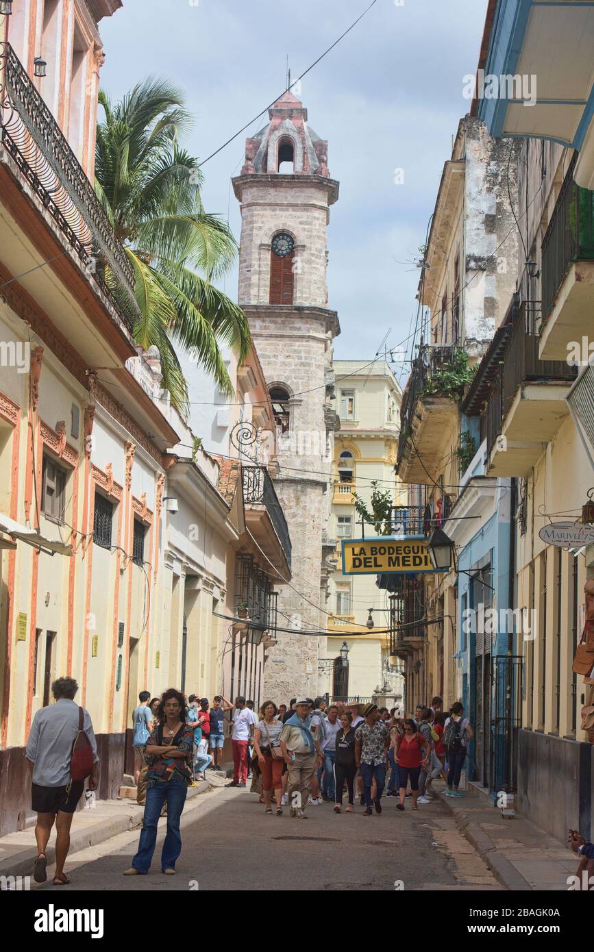 Le célèbre hantent de Hemingway la Bodeguita del Medio, la Havane, Cuba Banque D'Images