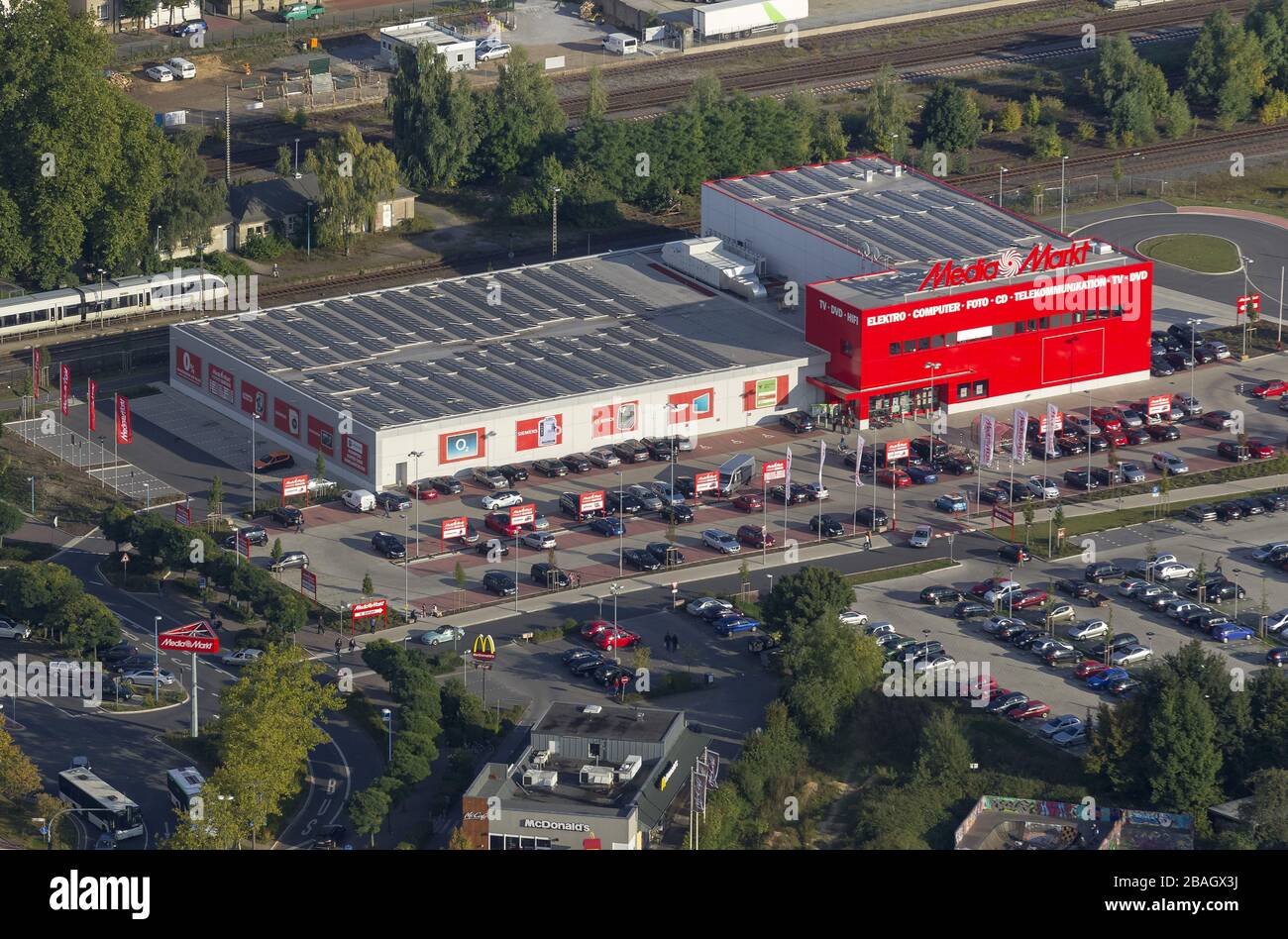 Media Markt et Mc Donalds à Dorsten, 30.09.2013, vue aérienne, Allemagne, Rhénanie-du-Nord-Westphalie, région de la Ruhr, Dorsten Banque D'Images