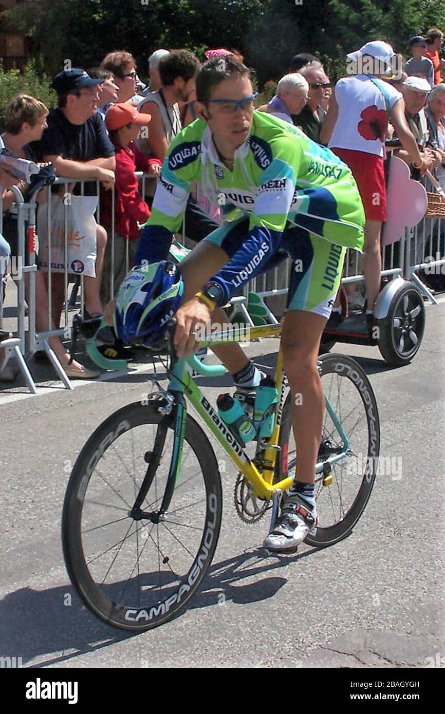 Dario Cioni de Liquigas - Bianchi au Tour de France 2005, Etape 11 course  cycliste, Courchevel - Briançon (192 km) le 11 JUILLET 2005 à Courchevel ,  France - photo Laurent Lairys / DPPI Photo Stock - Alamy