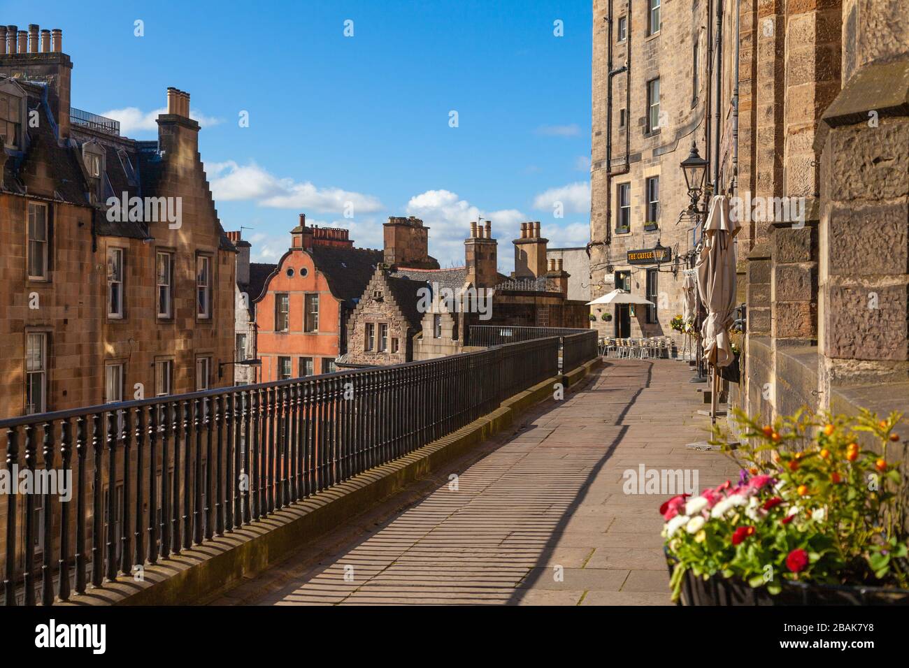 Aucun touriste sur Victoria Terrace dans un Édimbourg exceptionnellement calme en raison de l'éclosion de Covid19 Banque D'Images